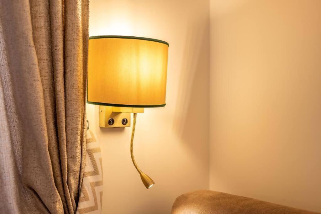 Riboty 10 Suites Rom Exteriör bild